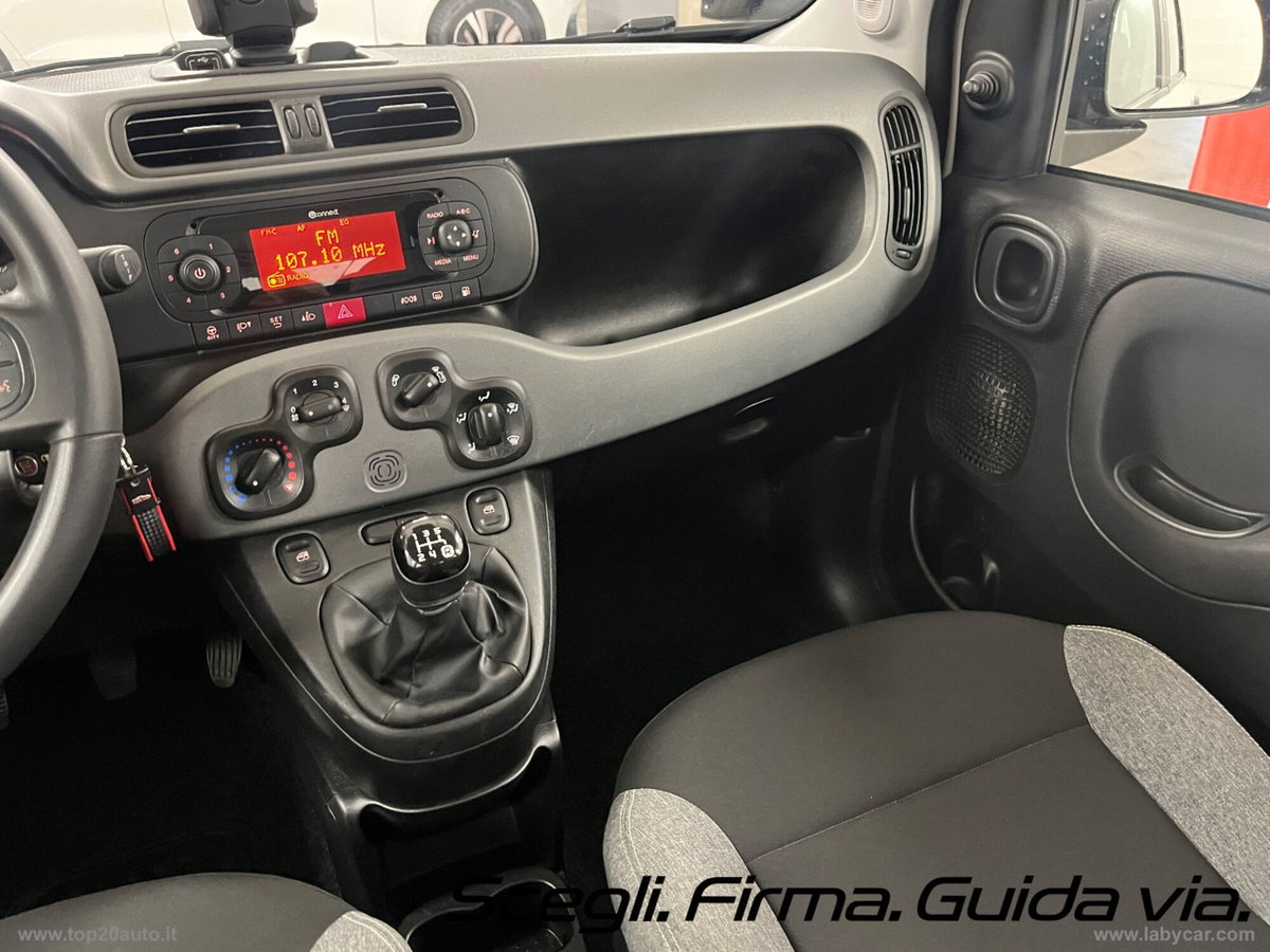 Fiat Panda 0.9 TwinAir Turbo Natural Power Pop Van 2 posti (16)