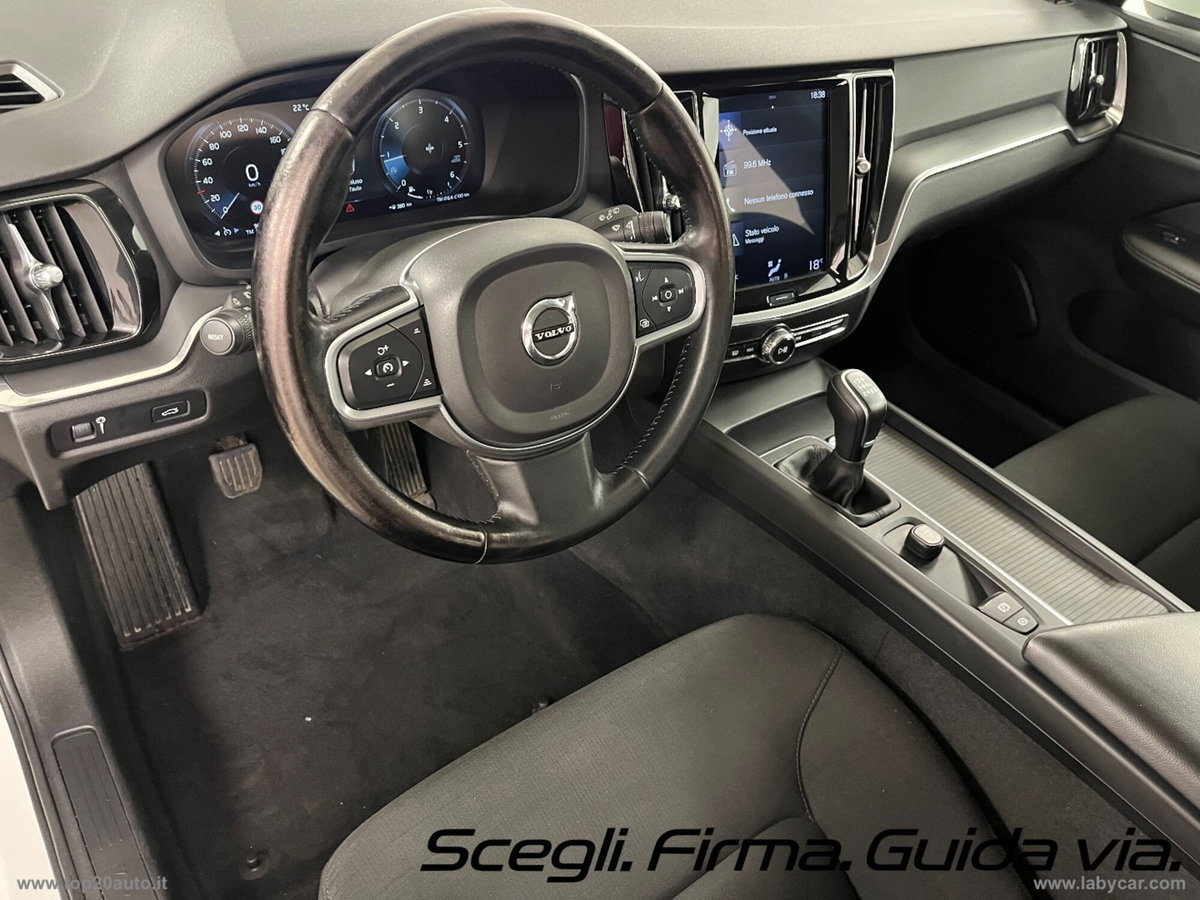 Volvo V60 D3 Momentum Business (6)