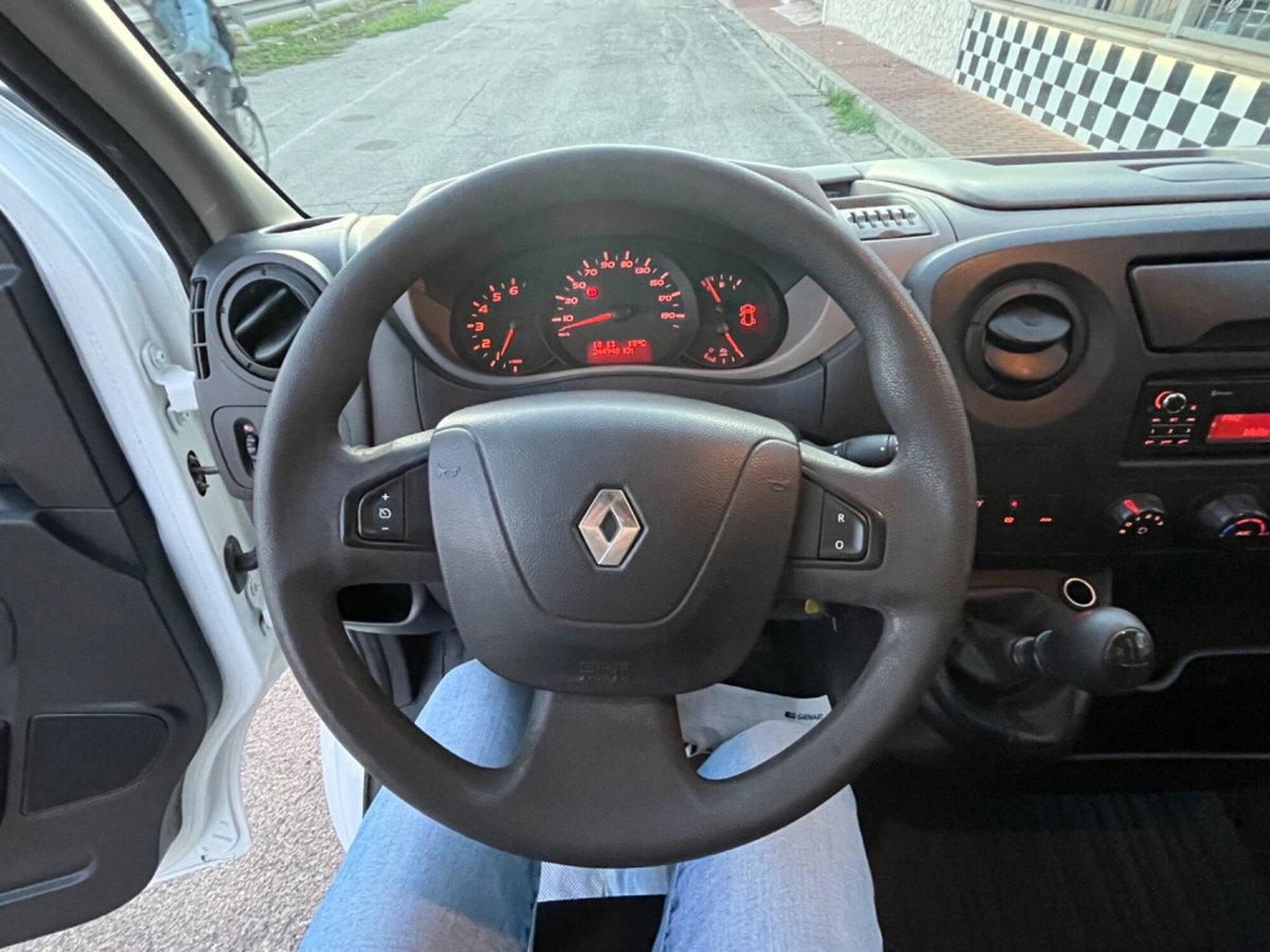 Renault Master Furgone T35 2.3 dCi/150 PL-TM Furgone E5 (11)