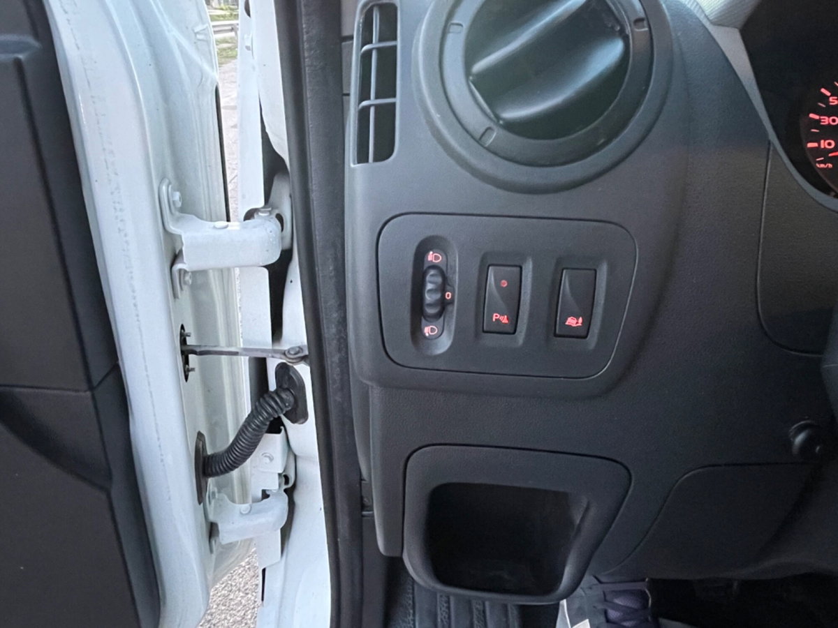 Renault Master Furgone T35 2.3 dCi/150 PL-TM Furgone E5 (14)