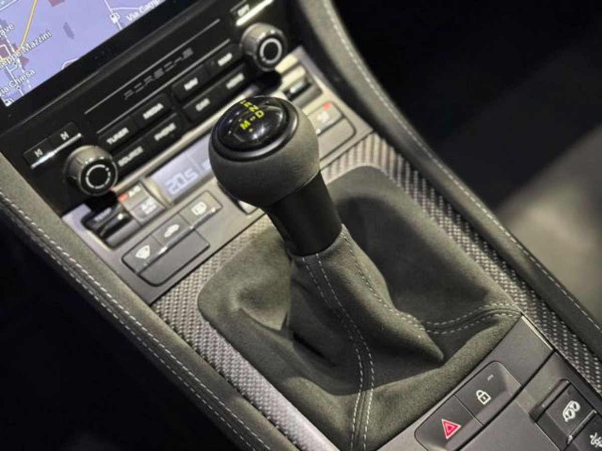Porsche 718 Cayman  Cayman 4.0 GT4 RS pdk (16)