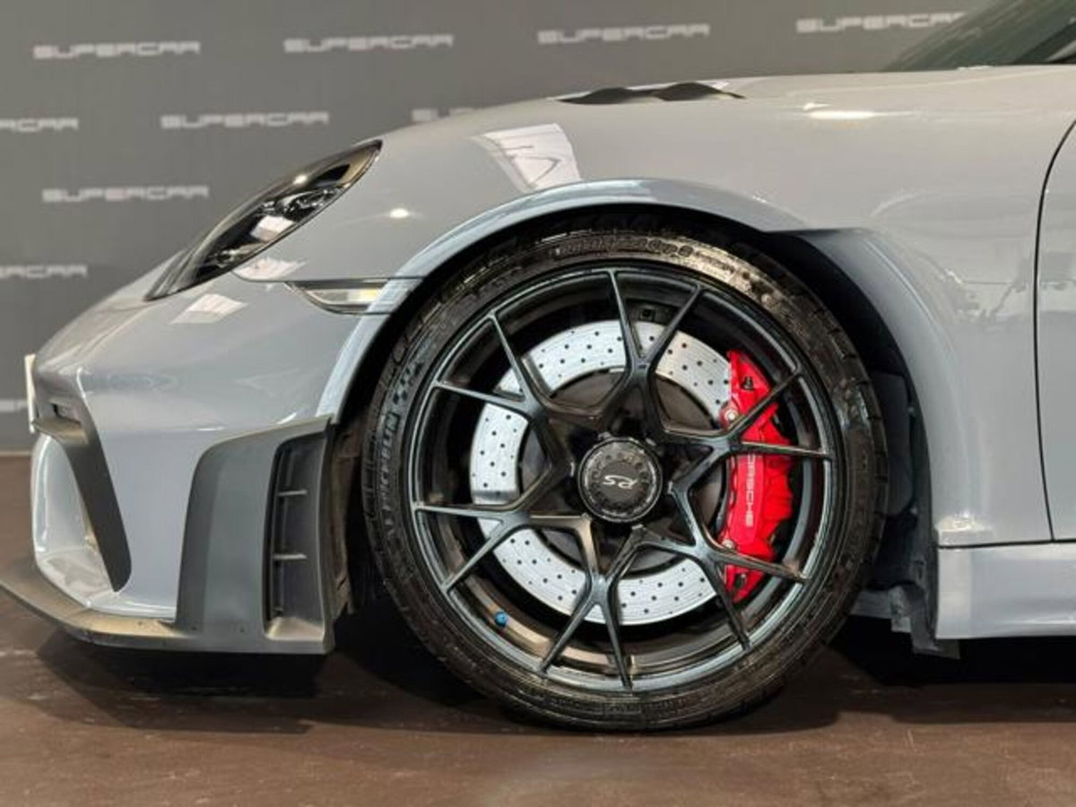 Porsche 718 Cayman  Cayman 4.0 GT4 RS pdk (8)