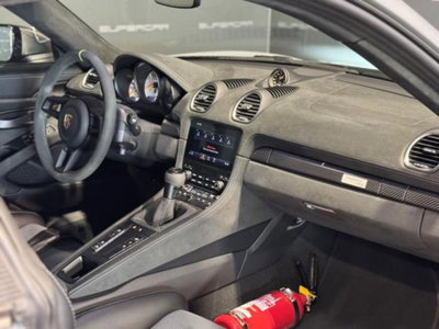 Porsche 718 Cayman  Cayman 4.0 GT4 RS pdk (9)