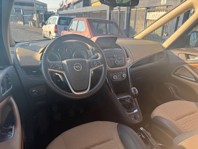 Opel Zafira Tourer 1.6 Turbo EcoM 150CV Cosmo (12)