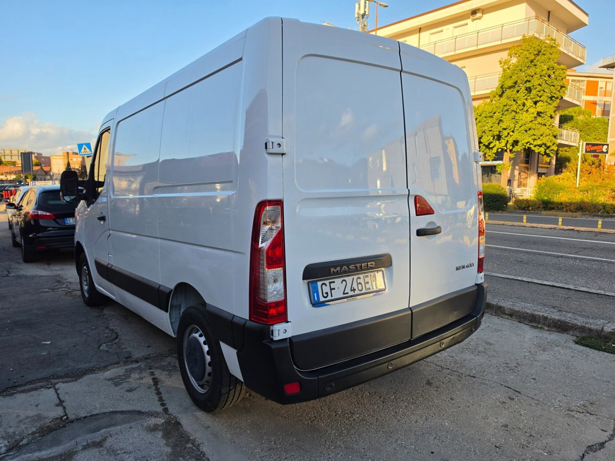 Renault Master Telaio T35 2.3 dCi 135 PM Cabinato Ice (7)