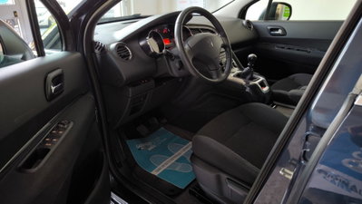 Peugeot 5008 1.6 HDi 112CV Active Mix (15)