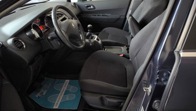 Peugeot 5008 1.6 HDi 112CV Active Mix (16)