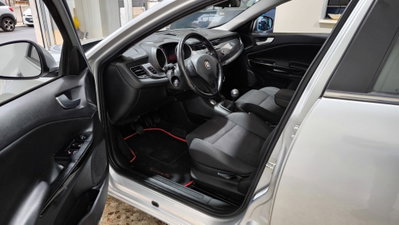 Alfa Romeo Giulietta 1.6 JTDm-2 Progression c/CL (11)