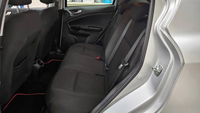 Alfa Romeo Giulietta 1.6 JTDm-2 Progression c/CL (15)