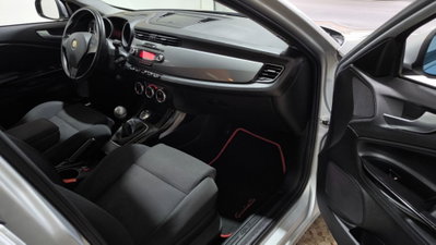 Alfa Romeo Giulietta 1.6 JTDm-2 Progression c/CL (17)