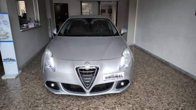 Alfa Romeo Giulietta 1.6 JTDm-2 Progression c/CL (2)