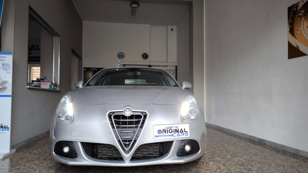Alfa Romeo Giulietta 1.6 JTDm-2 Progression c/CL (3)