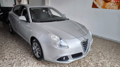 Alfa Romeo Giulietta 1.6 JTDm-2 Progression c/CL (6)