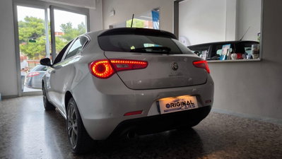 Alfa Romeo Giulietta 1.6 JTDm-2 Progression c/CL (8)