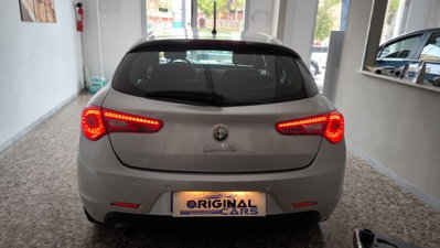 Alfa Romeo Giulietta 1.6 JTDm-2 Progression c/CL (9)