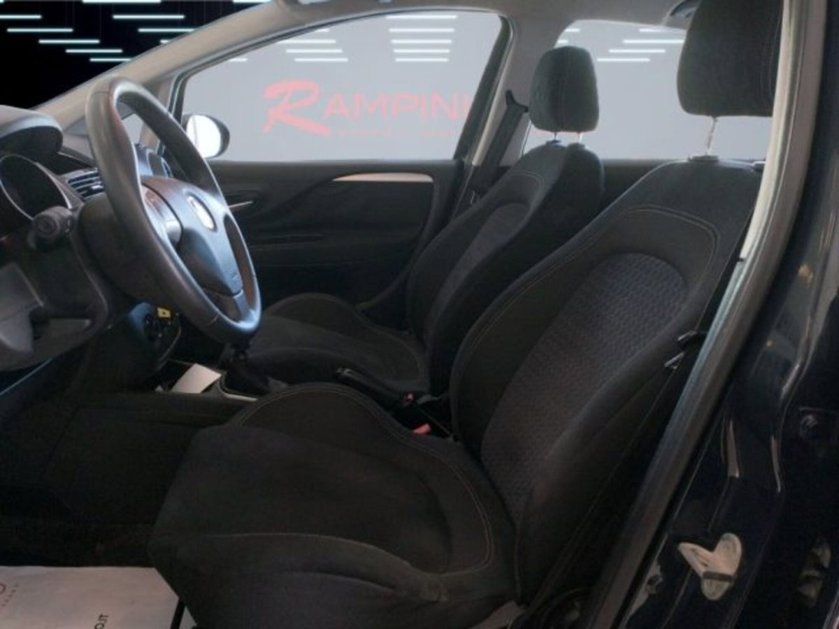 Fiat Punto 1.4 8V 5 porte Natural Power Lounge (14)