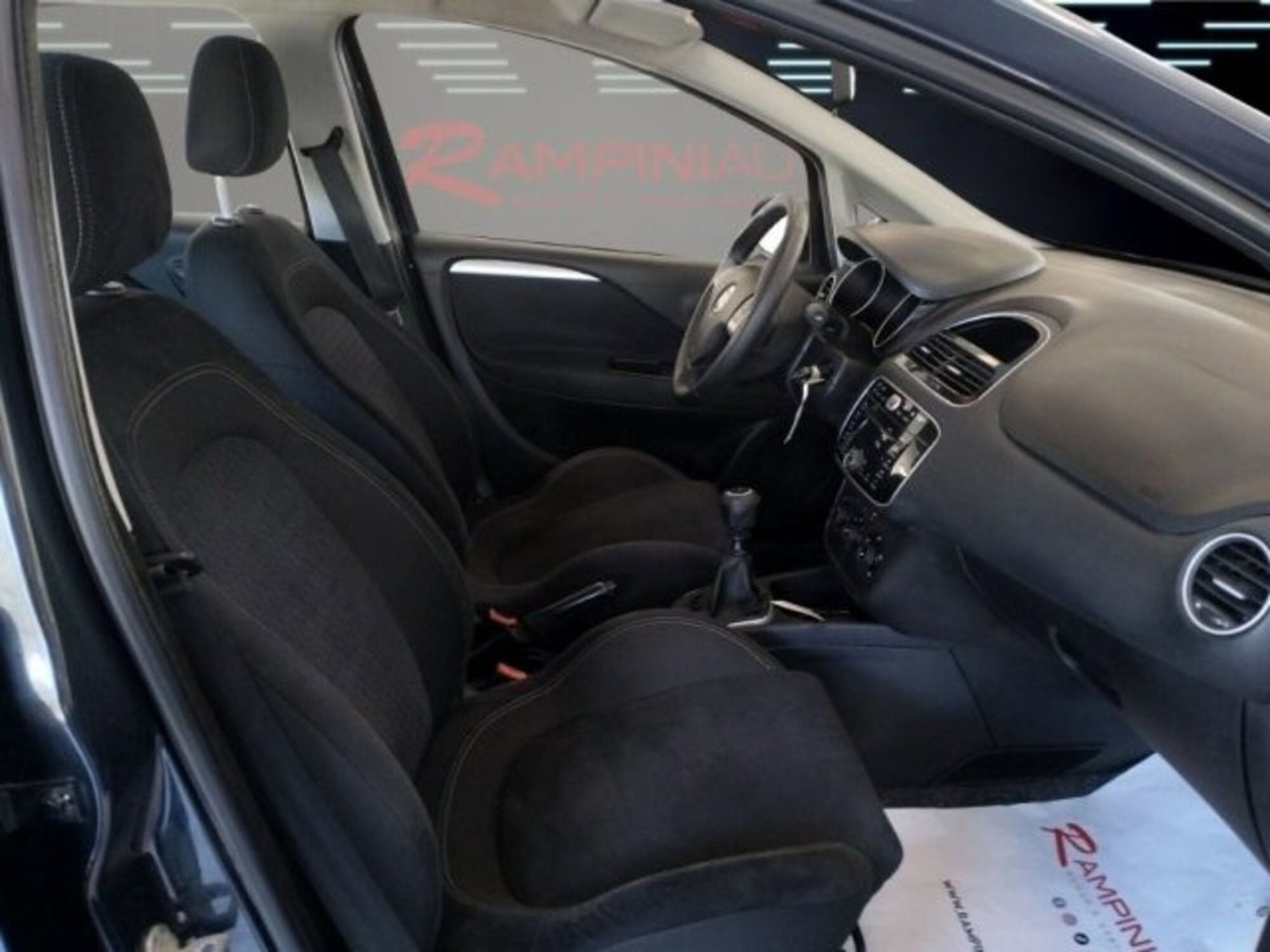 Fiat Punto 1.4 8V 5 porte Natural Power Lounge (17)