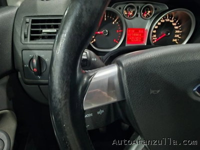 Ford Kuga 2.0 TDCI 140 CV 2WD Titanium (13)