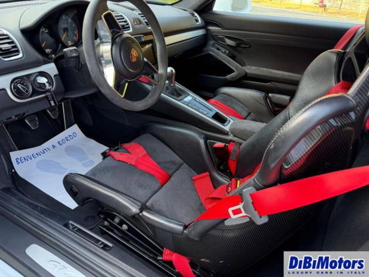 Porsche Cayman 3.4 R (2)