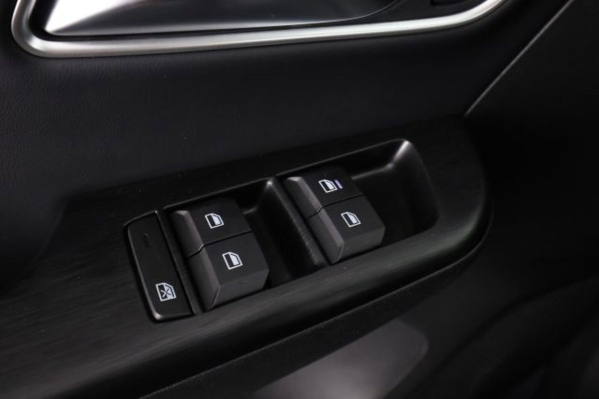 Mg ZS ZS 1.5 Luxury (15)