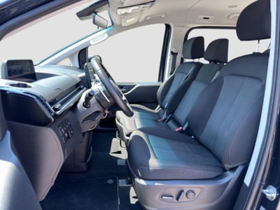 Hyundai Staria 2.2 2wd auto (10)