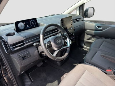 Hyundai Staria 2.2 2wd auto (9)