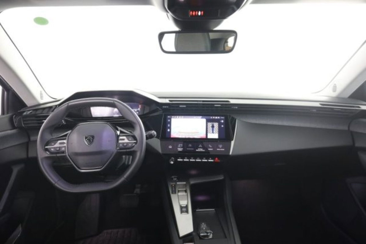 Peugeot 308 PureTech Turbo 130 S&S EAT8 Allure (4)