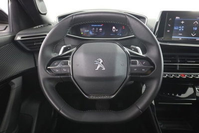 Peugeot 2008 BlueHDi 130 S&S EAT8 Allure Pack (5)
