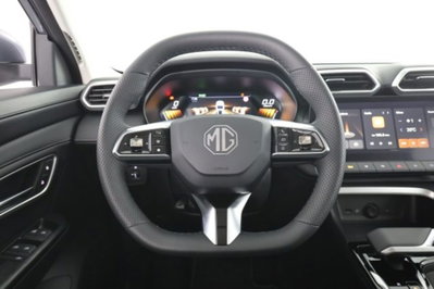 Mg ZS ZS 1.5 Luxury (5)