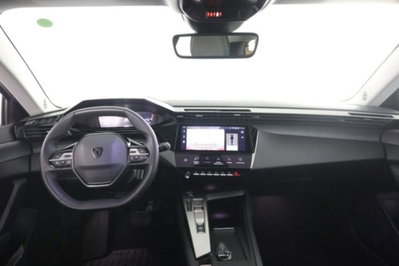 Peugeot 308 PureTech Turbo 130 S&S EAT8 Allure (4)