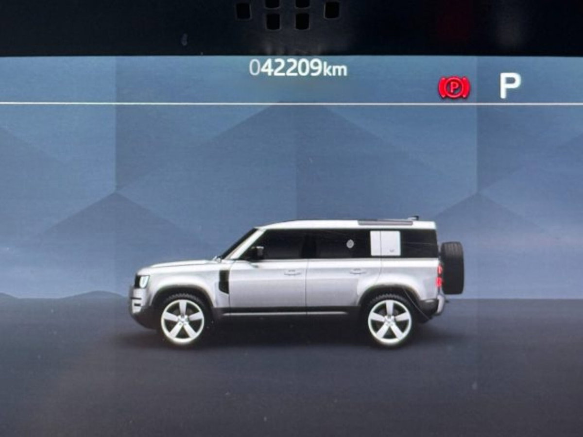 Land Rover Defender 110 3.0d i6 mhev X-Dynamic HSE awd 250cv auto (11)