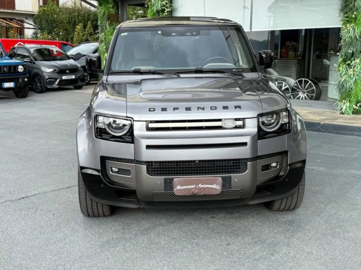 Land Rover Defender 110 3.0d i6 mhev X-Dynamic HSE awd 250cv auto (2)