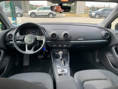 Audi A3 Sedan 35 TFSI S tronic COD Admired (11)