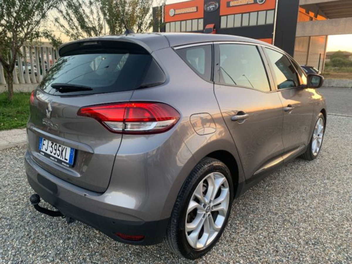 Renault Scenic E-Tech Electric XMod dCi 110 CV Start&Stop Energy Limited (5)