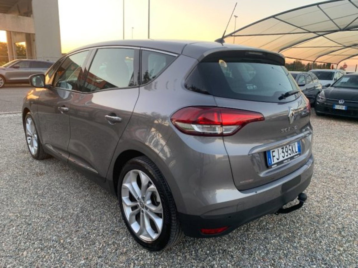 Renault Scenic E-Tech Electric XMod dCi 110 CV Start&Stop Energy Limited (7)