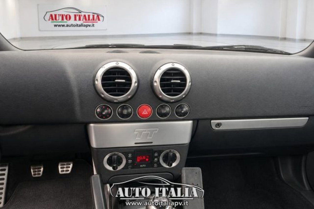 Audi TT Coupé 1.8 T 20V 179 CV cat (14)
