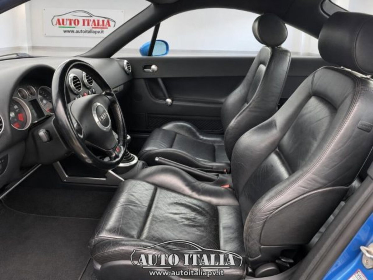 Audi TT Coupé 1.8 T 20V 179 CV cat (9)