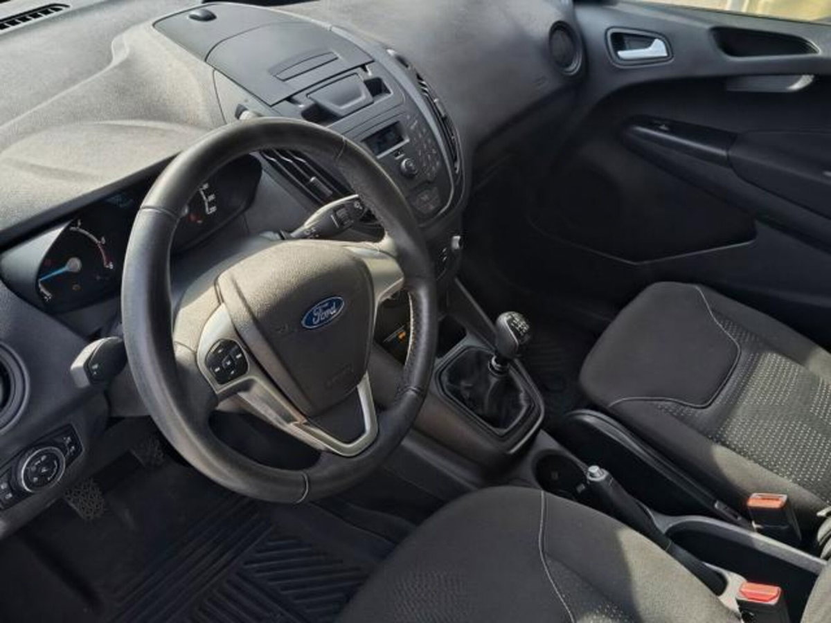 Ford Transit Courier 1.5 TDCi 75CV  Trend (8)