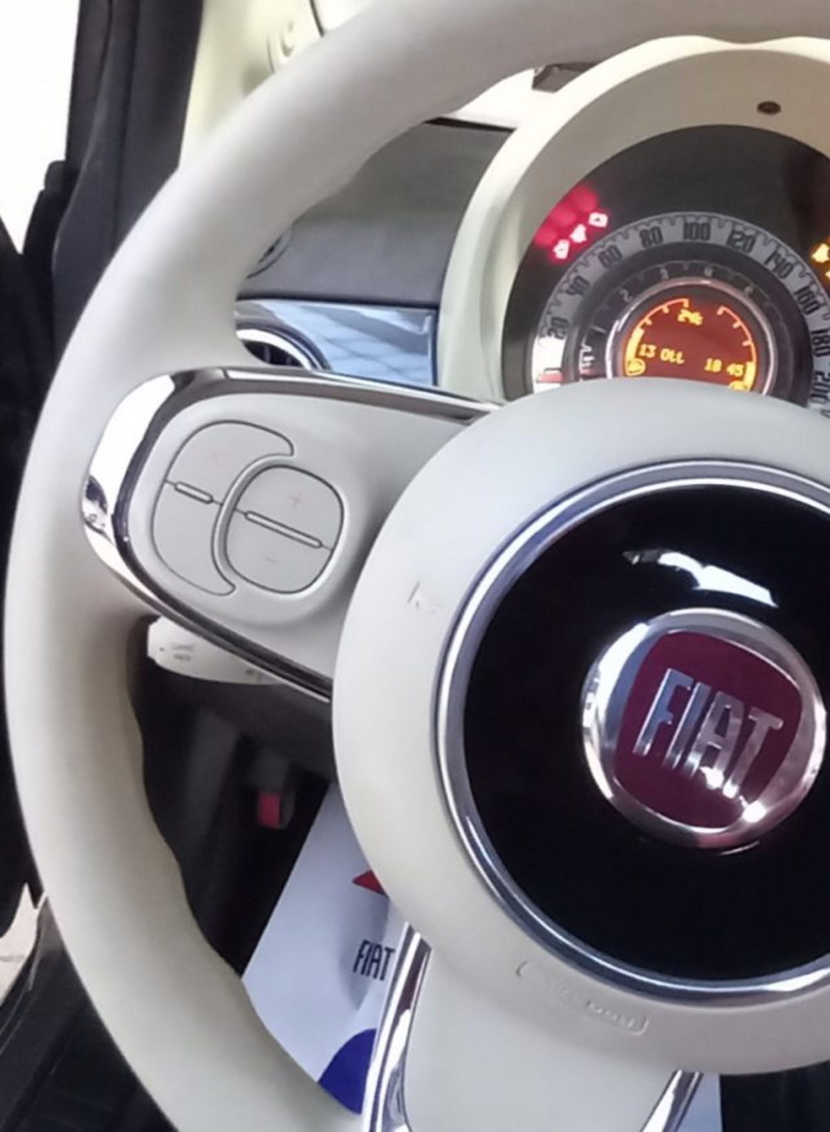 Fiat 500 1.0 Hybrid Club (9)