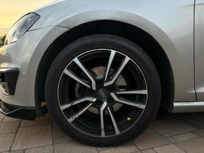 Volkswagen Golf 1.6 TDI DPF 5p. BlueMotion (17)