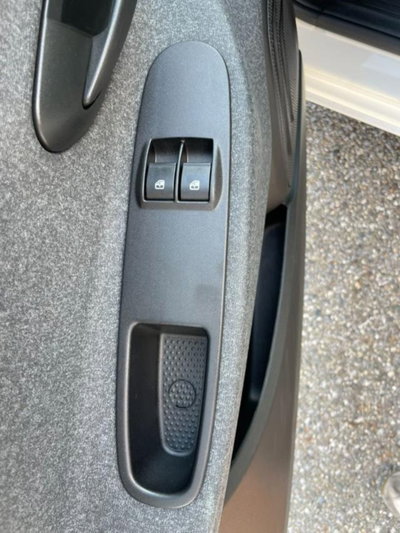 Lancia Ypsilon 1.0 FireFly 5 porte S&S Hybrid Ecochic Gold (13)