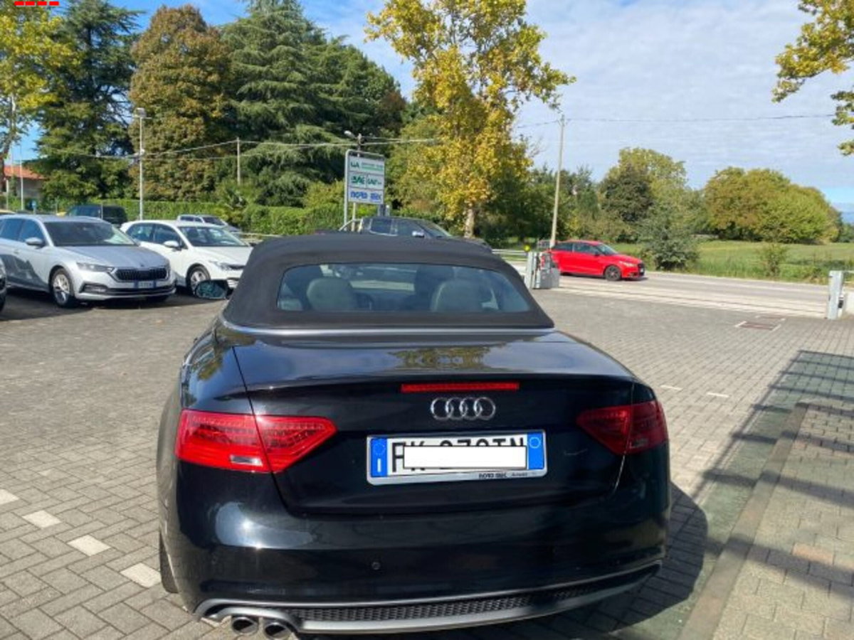 Audi A5 Cabrio 2.0 TDI 177 CV Business Plus (4)