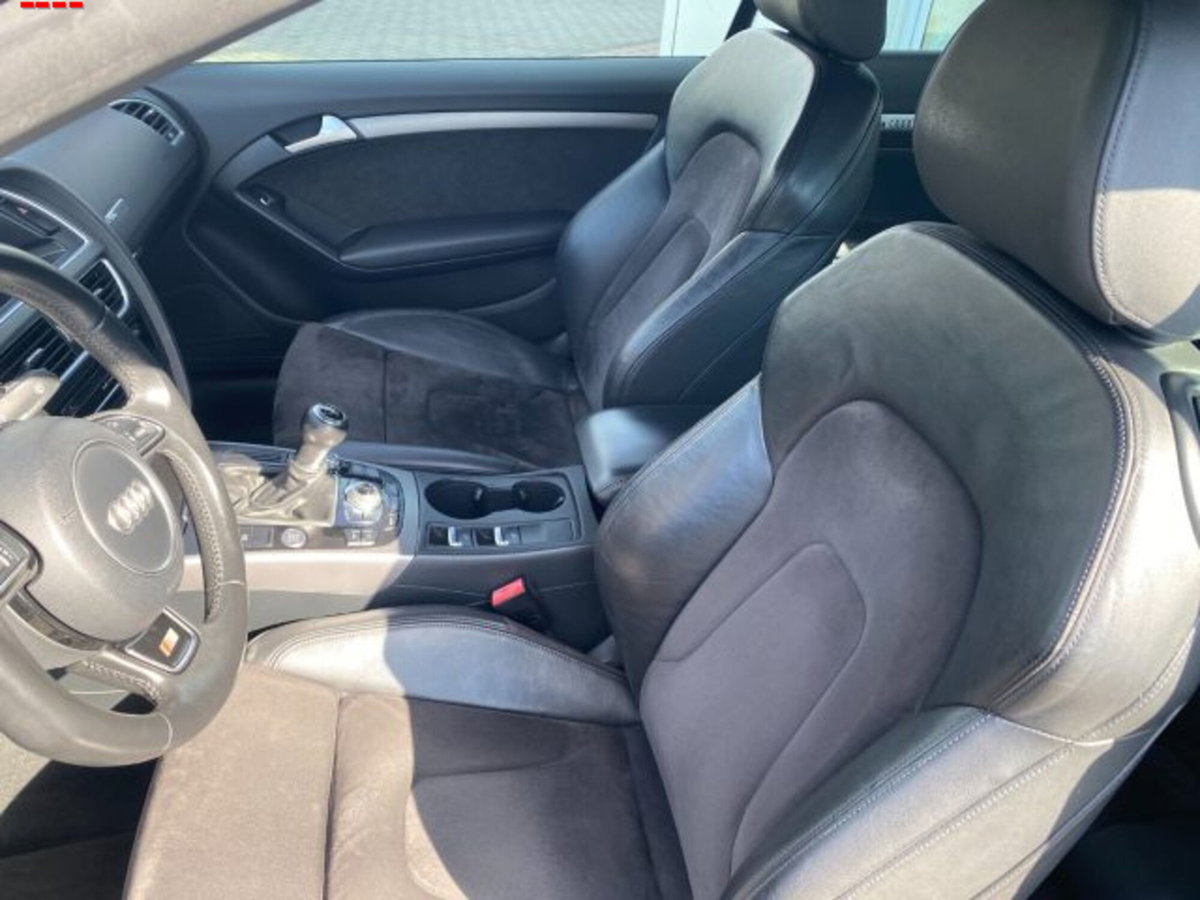 Audi A5 Cabrio 2.0 TDI 177 CV Business Plus (9)
