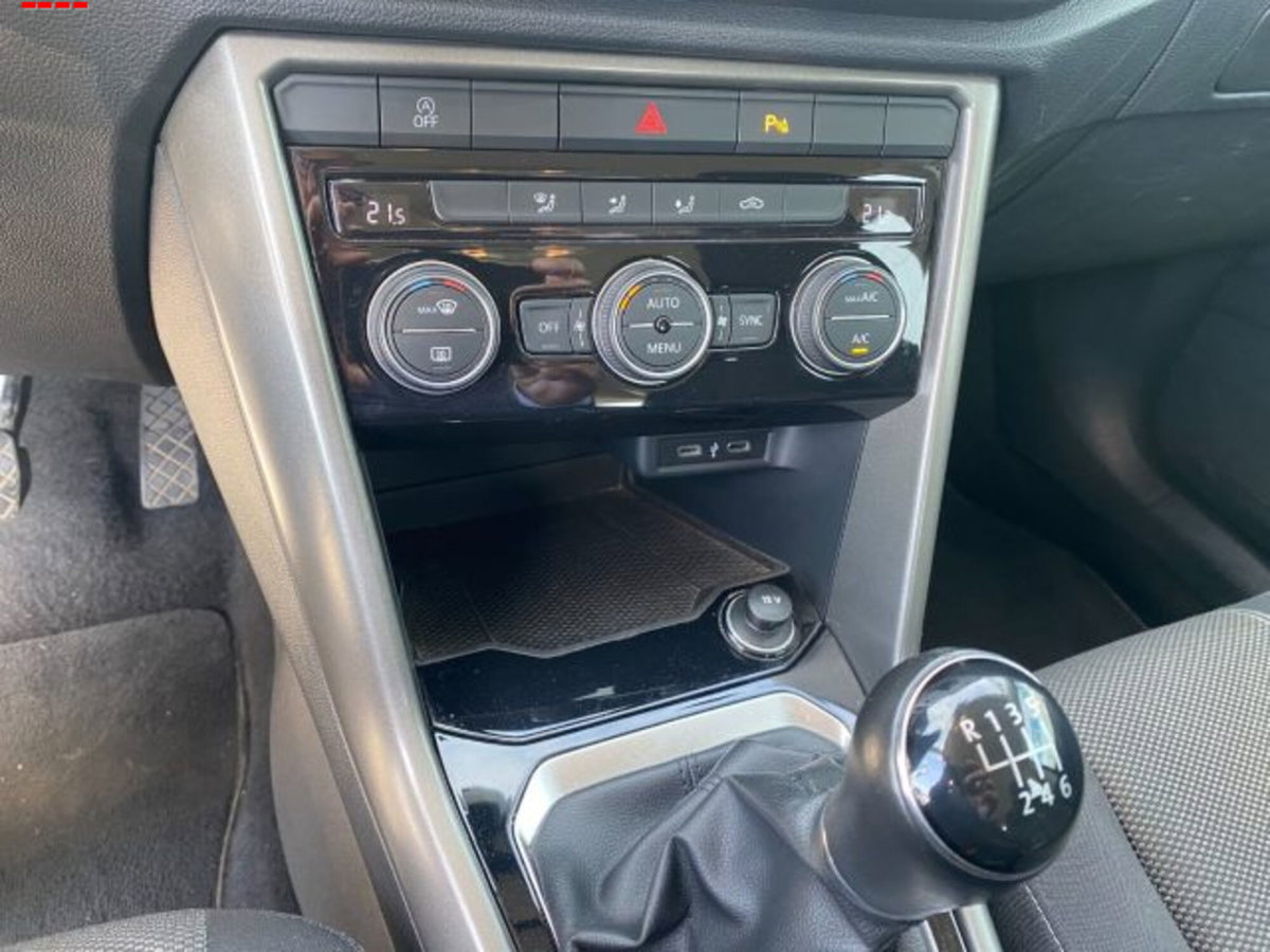 Volkswagen T-Roc 1.0 TSI Style BlueMotion Technology (11)