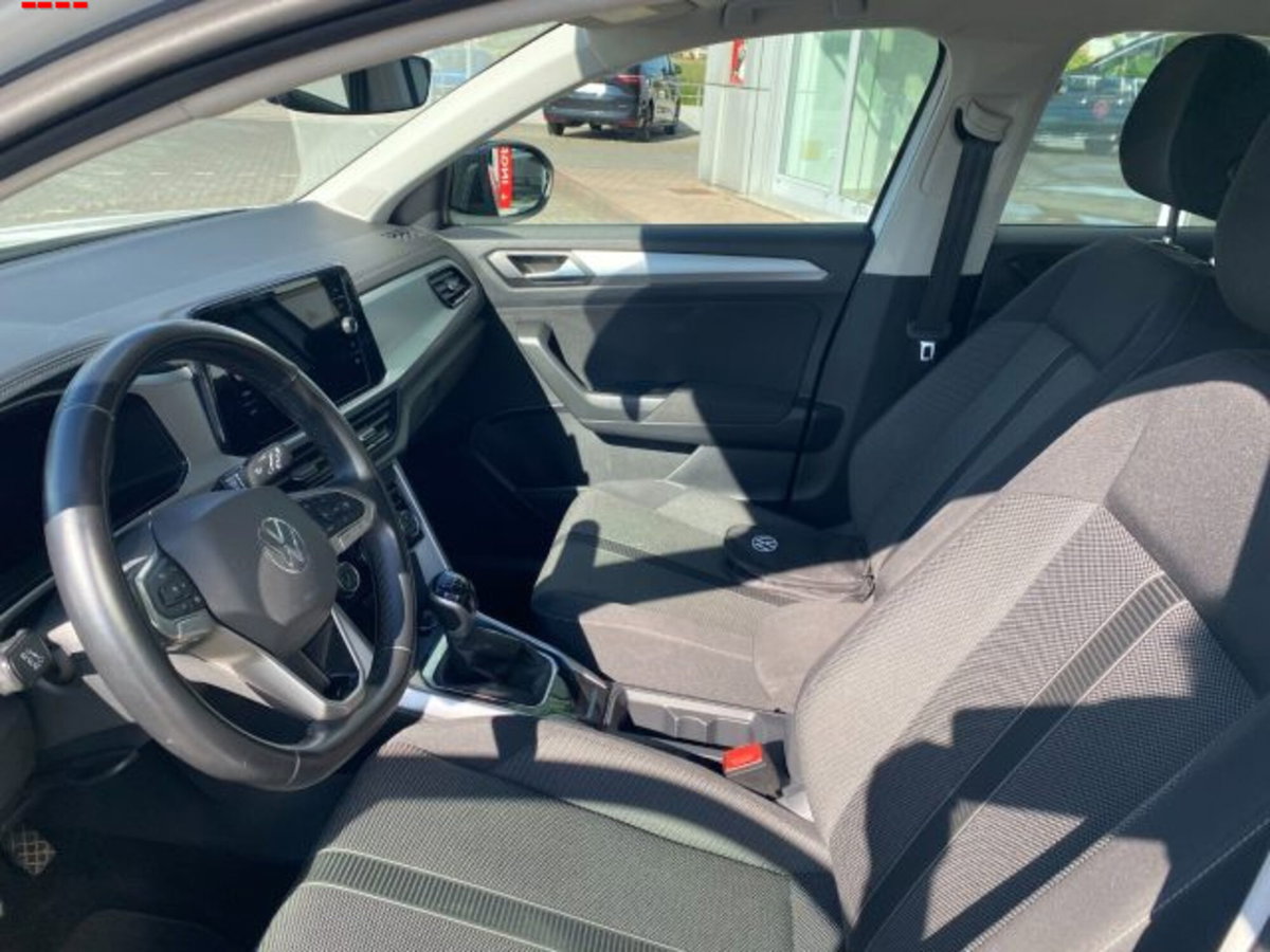 Volkswagen T-Roc 2.0 tdi Life 115cv (7)