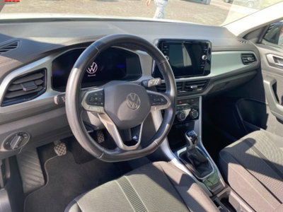 Volkswagen T-Roc 2.0 tdi Life 115cv (8)