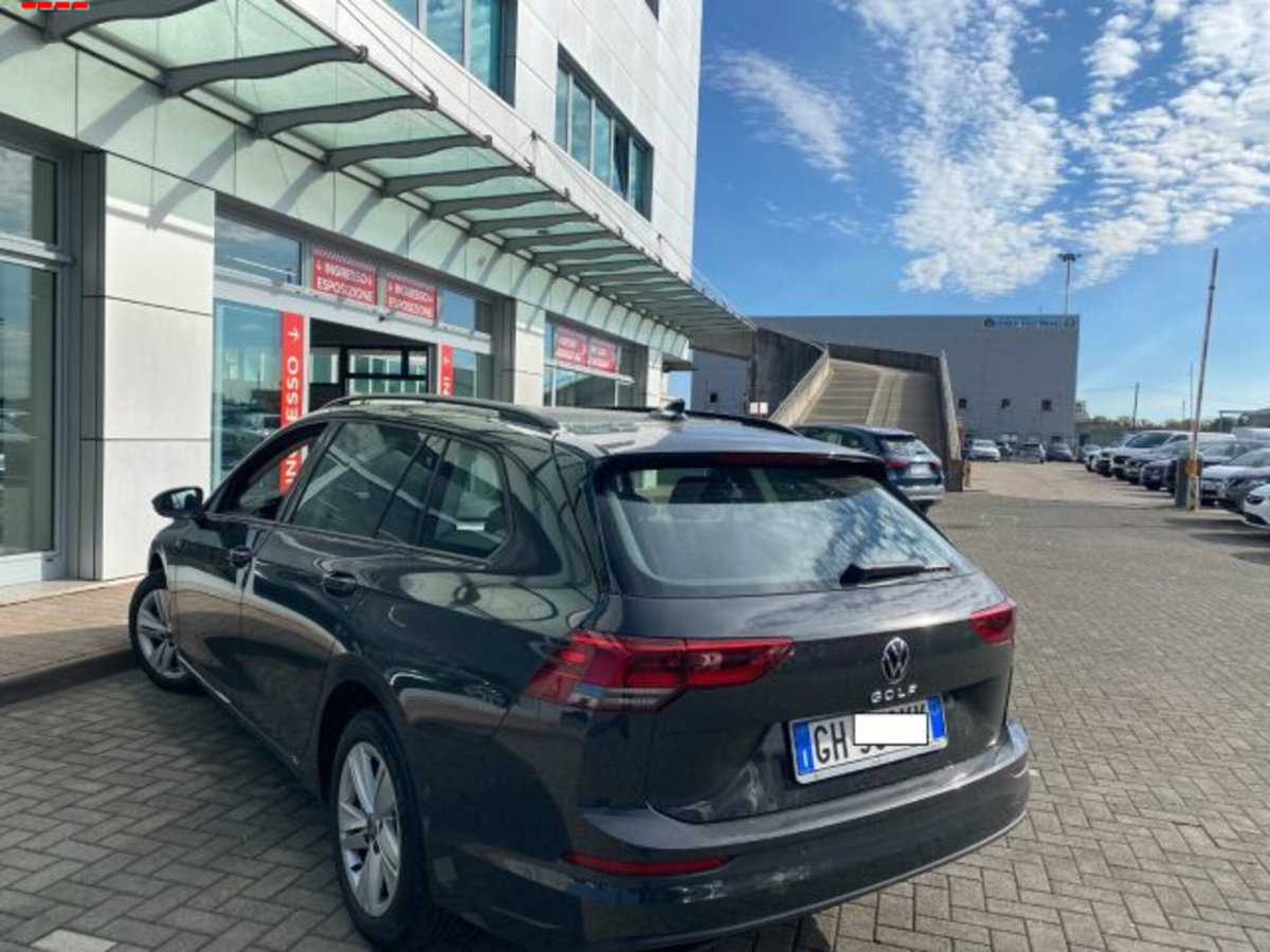 Volkswagen Golf Variant 2.0 TDI SCR DSG Style (3)