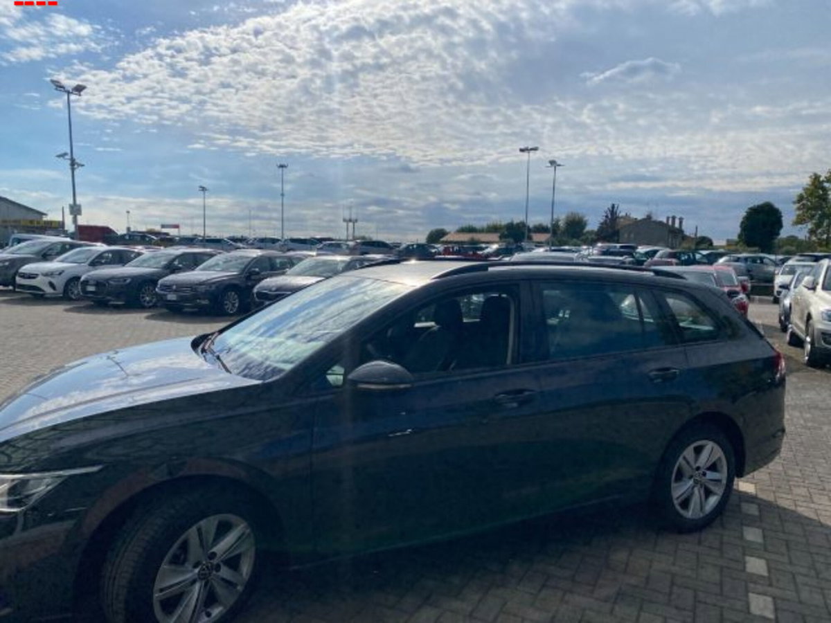 Volkswagen Golf Variant 2.0 TDI SCR DSG Style (4)