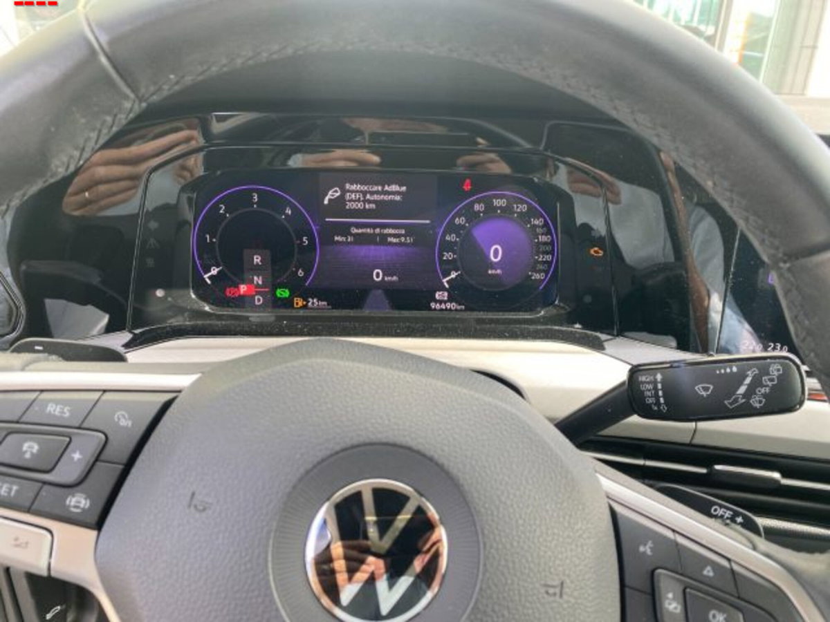 Volkswagen Golf Variant 2.0 TDI SCR DSG Style (9)