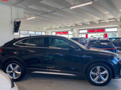 Audi Q3 Sportback 35 TDI quattro S tronic S line edition (3)